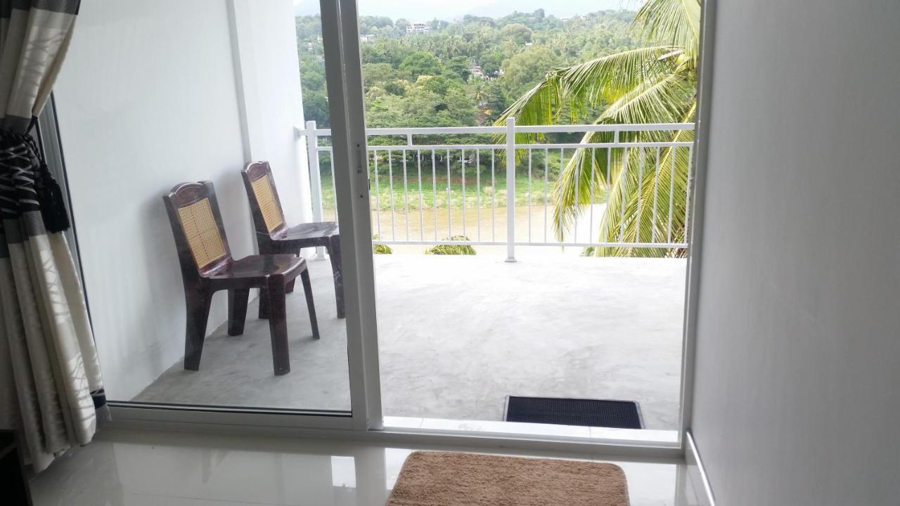 Mahaweli View Inn Kandy Luaran gambar