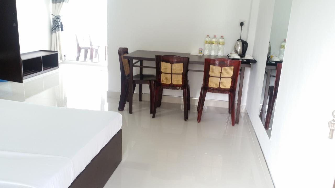 Mahaweli View Inn Kandy Luaran gambar