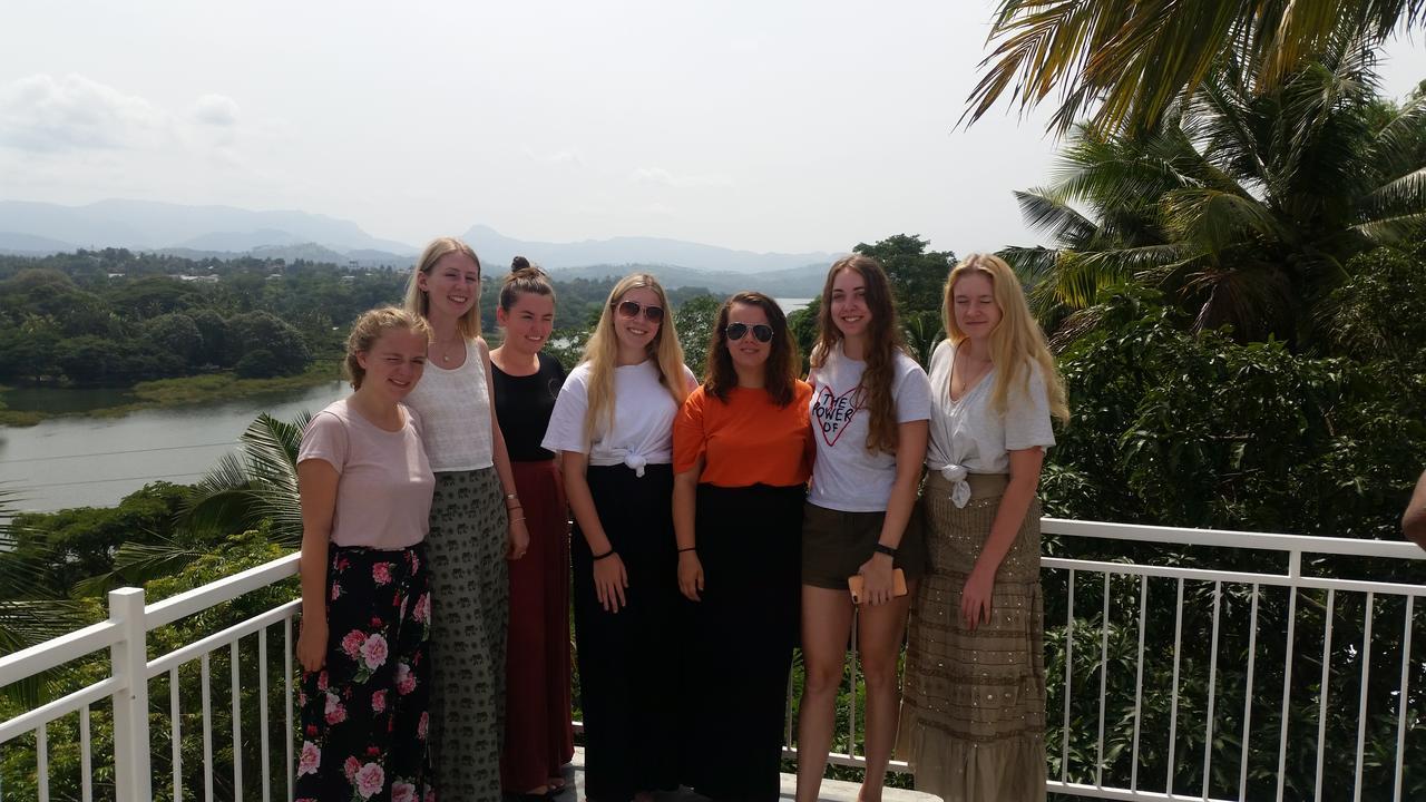 Mahaweli View Inn Kandy Luaran gambar