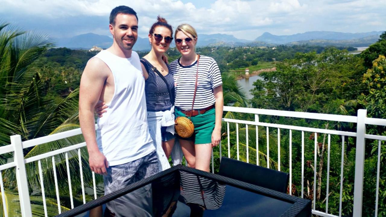 Mahaweli View Inn Kandy Luaran gambar