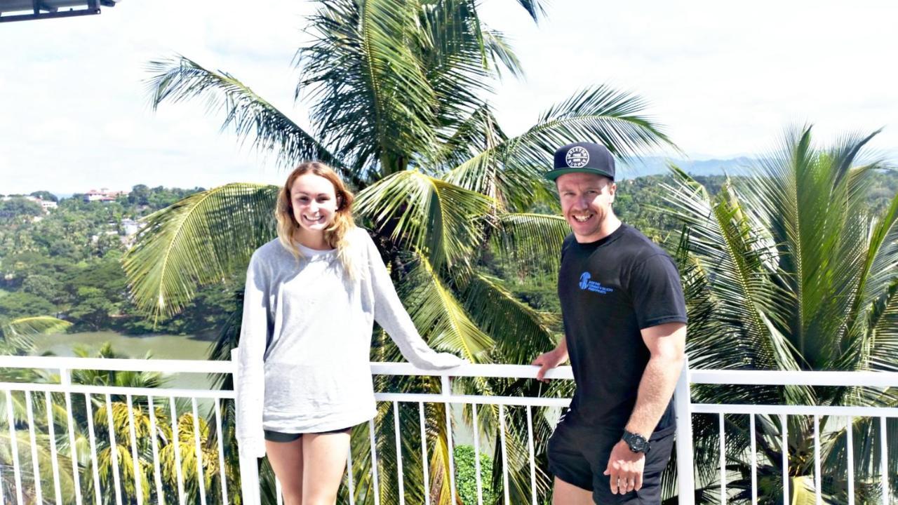 Mahaweli View Inn Kandy Luaran gambar